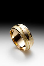 18-carat yellow gold men's engagement ring