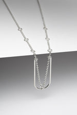 Capella pendant and its integrated chain