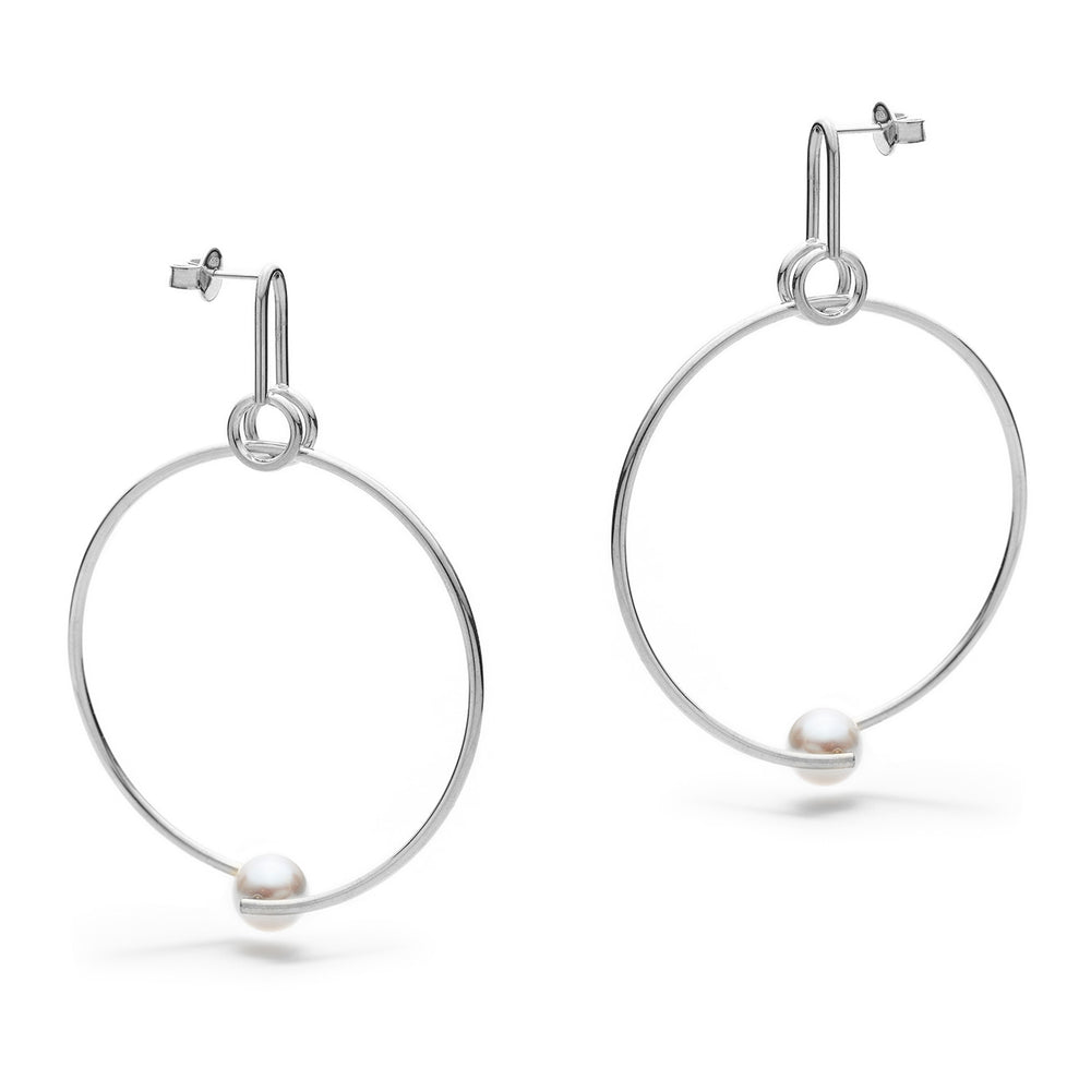 Les boucles d'oreilles Simone argent